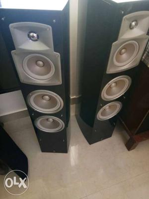 Yamaha Speakers NS 555 mint condition