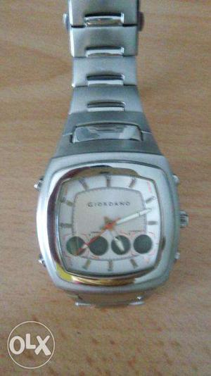 2.5year old GIORDANO men's watch in very good condition