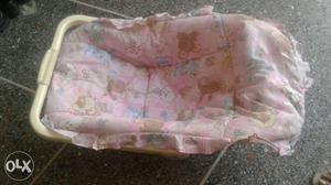 Babylove carrycot in very good condition