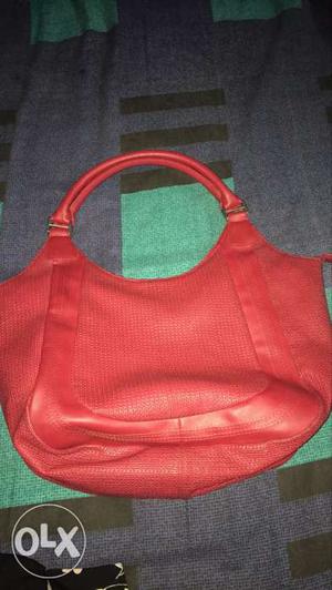Baggit Red Jhuti Tote Bag