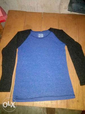 Blue And Black woolen starchable tshirt