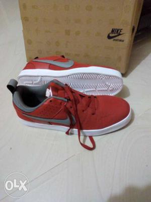 Brand new Nike sneakers size 10
