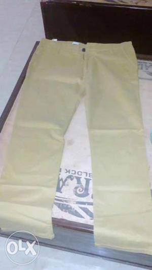 Branded new trouser of zest company
