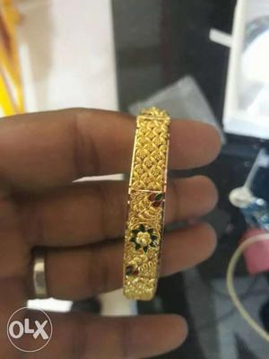 Gold Flower Accent Embossed Bracelet