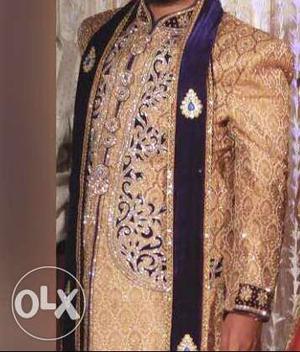 Groom sherwani only one time used n fixed price