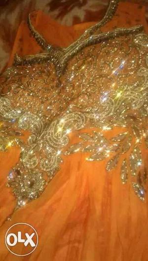I want to sell party wear gown