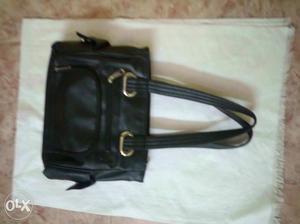 Leather bag in good condition