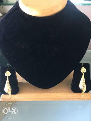 Pair Of Gold Pendant Earrings original genuine gold