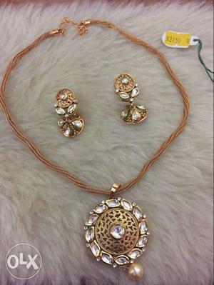 Real kundan necklace in jewellery sets