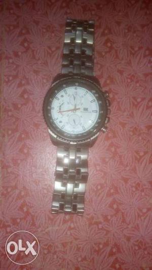 Round White Chronograph Watch With Silver Chain Link Strap