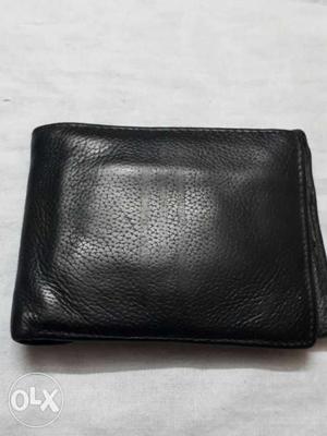 Sachin tendulkar's brand wallet used but good