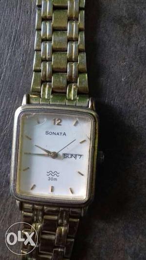 Sonata watch good working condition.namakkal  zero