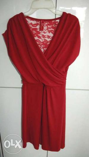 The red dress, size-medium