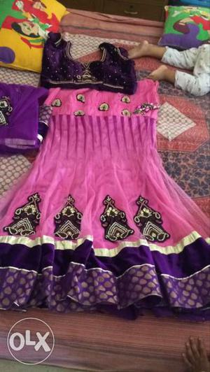 This lehnga is very good condition only one time