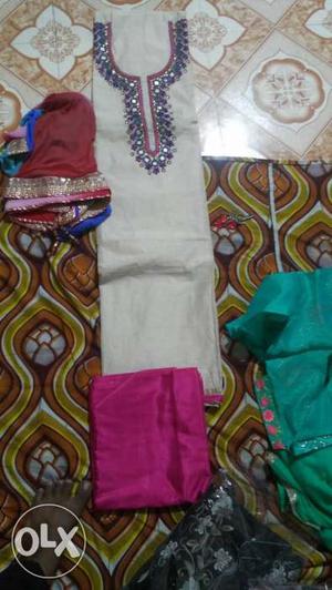 White Scoop-neck Sari