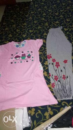 Women's Pink Floral Crew Neck T-shirt And Gray Pants