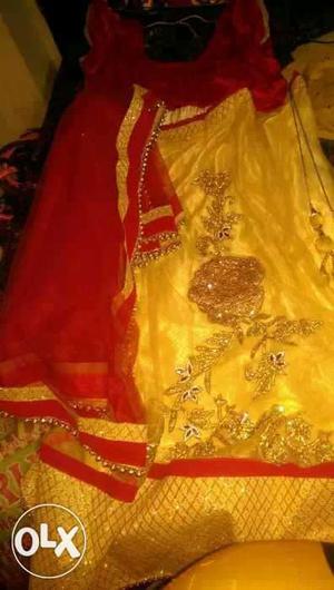 Women's Red And Yellow Sleeveless Dress