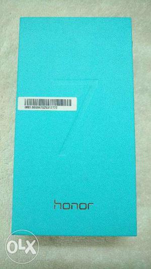 Brand new honor 7 fresh piece available with full box kit