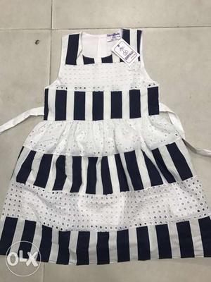 Girls frocks'wholesale price export quality
