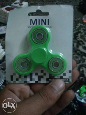 Green MINI 3-blade Fidget Spinner