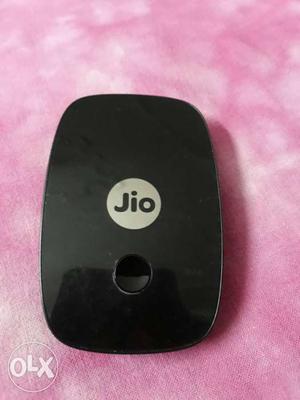 Jio Wi-Fi device looks new