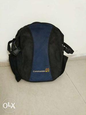 Laptop bag 4 years old in good condition