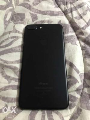 NEW iPhone 7plus(128gb) Matt black with phone's