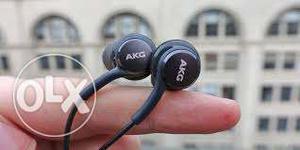 Samsung s8 headphones tuned by akg available