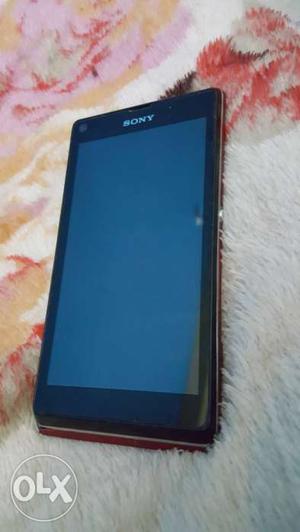 Sony xperia e3 in very cheap rate...in good