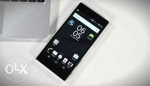 Sony z5 premium dual just 2 month old not even