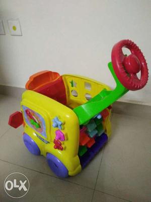 Toddler's play-pull-push,learning truck