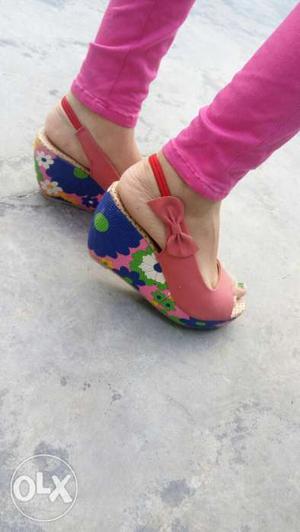 6 num with color full heels use only 2 times