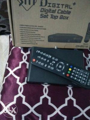 Black Digital Cable Set Top Box With Remote And Box