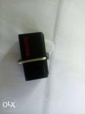 Black SanDisk USB Flash Disk Drive