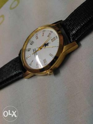 Brand new Polo roman watch gold shine big size.