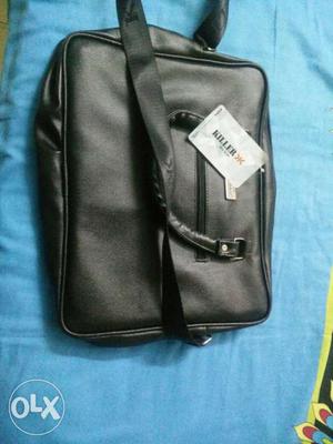 Brand new executive leather laptop bag. Killer brand,