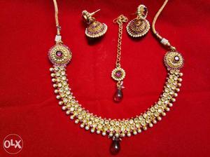 Diamond Embellished Gold Chain Necklace And Pair Of Jhumka