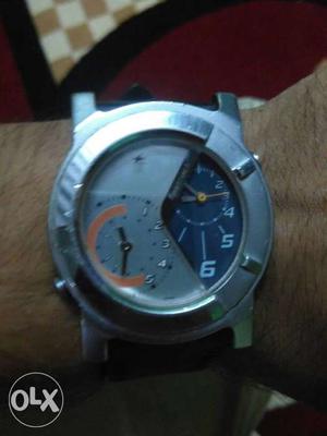 Fastrack 2-in-1 watch in working condition