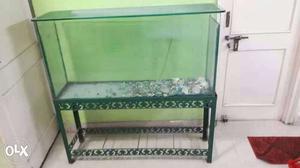 Fish tank with stand size 4 feet