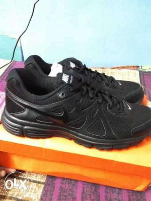 Mrp  nike shoes size 9 brand new