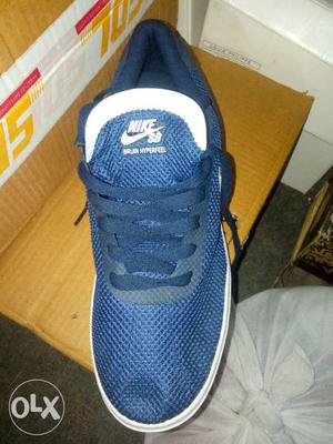 Nike (All out) new shoe no used perfectly in good