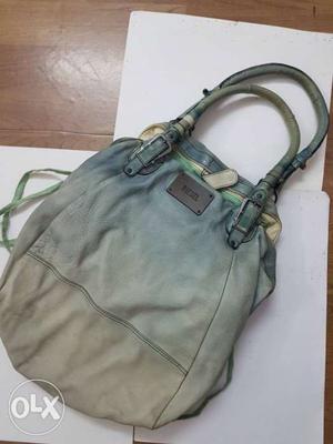 - Original and trendy leather Diesel bag -