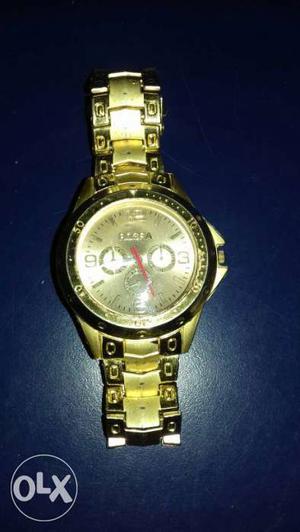 Round Gold Case Chronograph Watch