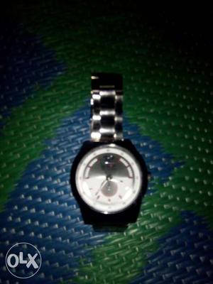 Round Silver Chronograph Watch With Silver Steel Link