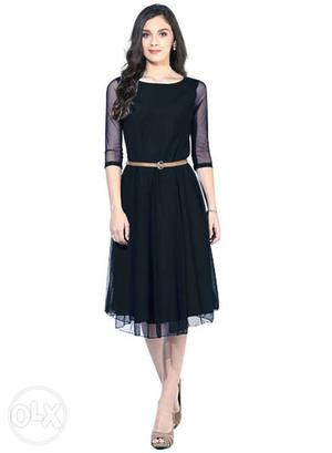 Women's Black Scoop-neck Elbow-sleeve Mini Dress