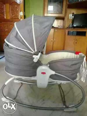 3 in 1 Baby Napper in Excellent Condition. Used