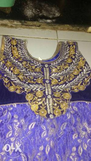 7 years girls top in good condition with