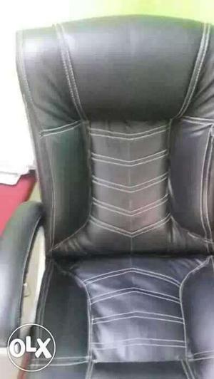 Brand new condition office chair new price 