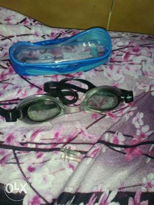 Grey Swimming Goggles