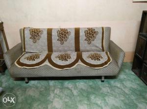 Set of 4 sofas with a centre table. One